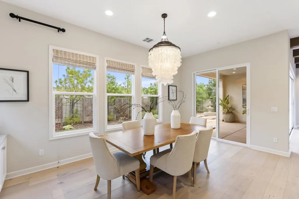 https://cdn.realtyfeed.com/cdn/127/306608730/82d3cb651bcfb3326998730476be7436.webp