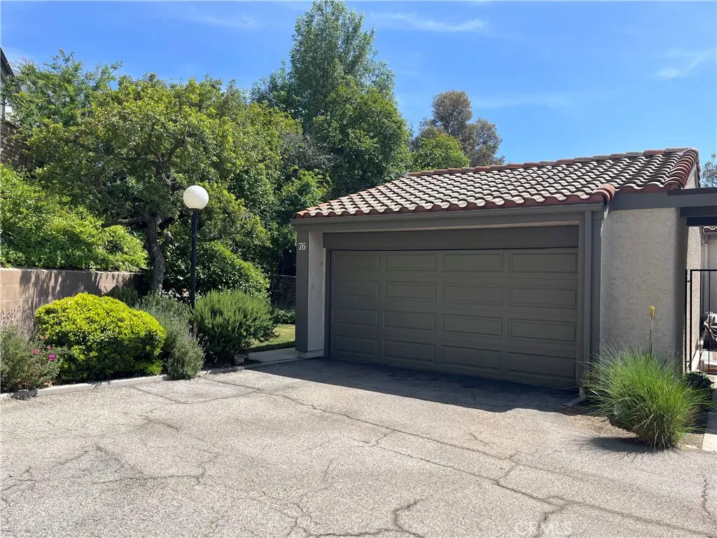 11427 Tampa Avenue Unit 76, Porter Ranch, CA 91326
