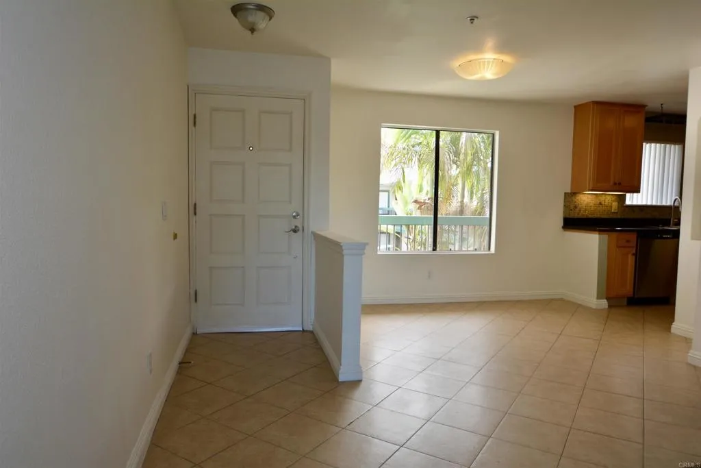 https://cdn.realtyfeed.com/cdn/127/306608814/42307568491b6c1bd77228ff654bd978.webp