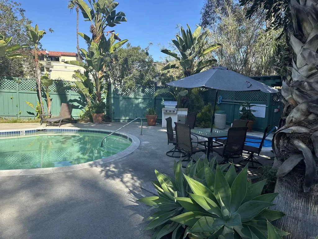 https://cdn.realtyfeed.com/cdn/127/306608814/4c08953aee93a692794f6a0d2e79e0fd.webp