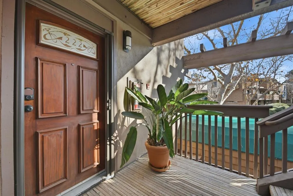 https://cdn.realtyfeed.com/cdn/127/306608818/f9415d33a8d57e3f36308902c3f1b883.webp