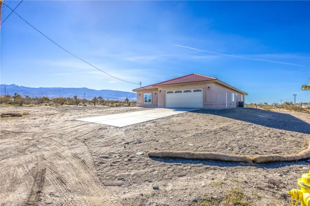 11788 Buckwheat, Pinon Hills, CA 92371 - Photo 5 of 61, Pinon Hills, CA