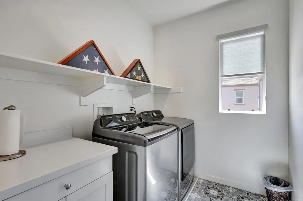 https://cdn.realtyfeed.com/cdn/127/306609074/b93000d0052ba496ed23b141c6dbfd58.webp