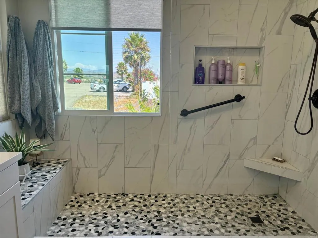 https://cdn.realtyfeed.com/cdn/127/306609074/c3425c87026a8078d995548aadbc749a.webp