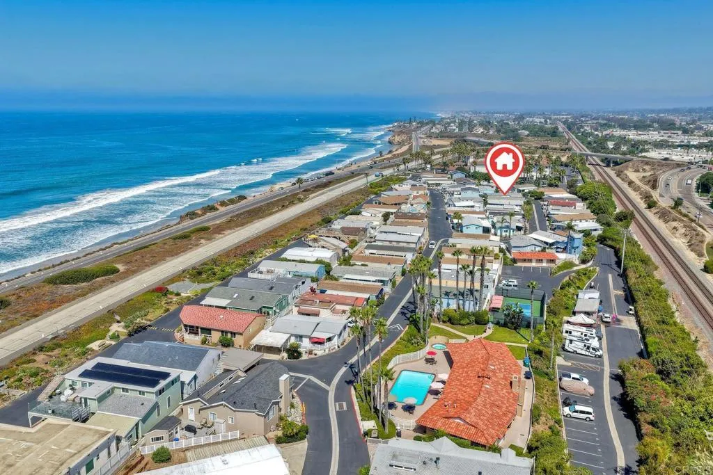 https://cdn.realtyfeed.com/cdn/127/306609196/0ab681d3aa60e34c6d0f07c25cba44f2.webp