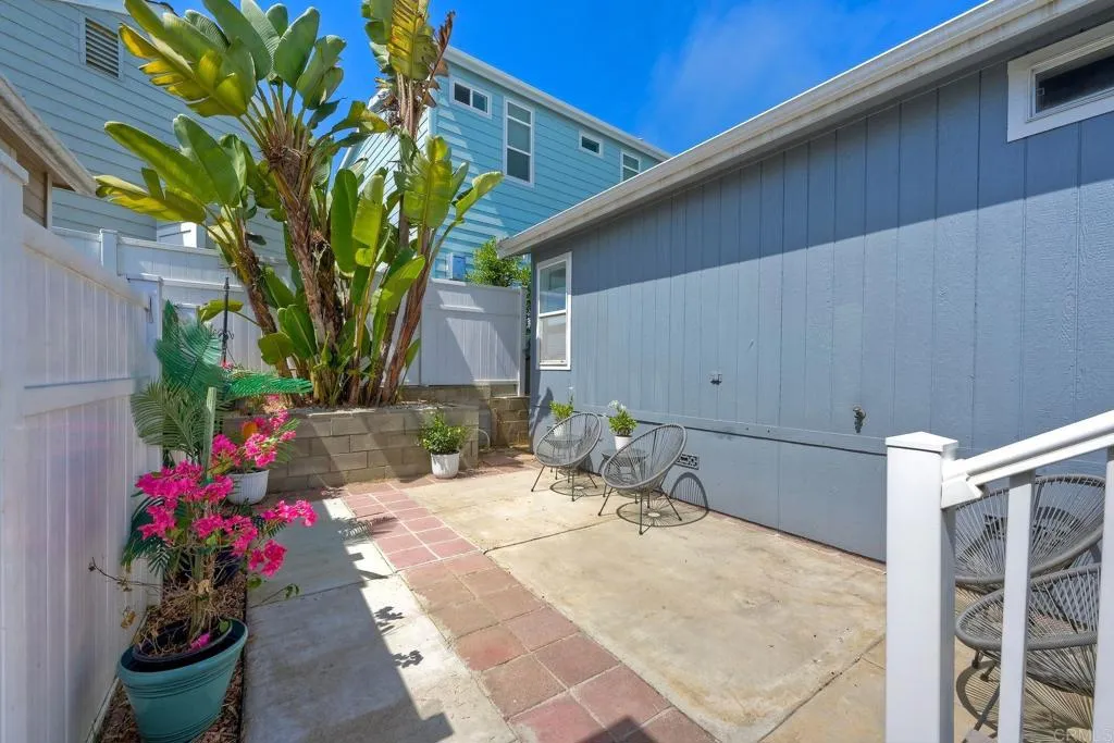 https://cdn.realtyfeed.com/cdn/127/306609196/24861856a0ef53301670de72b5704f5d.webp