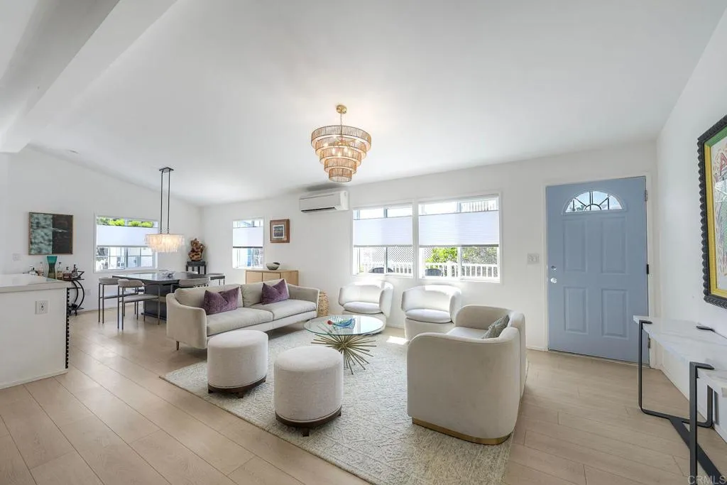 https://cdn.realtyfeed.com/cdn/127/306609196/4f5947ee2ef2f82eb3058841f9db0fae.webp