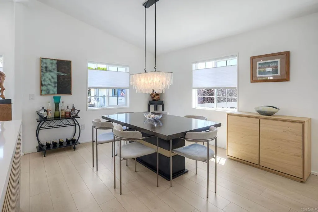 https://cdn.realtyfeed.com/cdn/127/306609196/8049d021a899e7eb4fe1c9a4917fbee7.webp