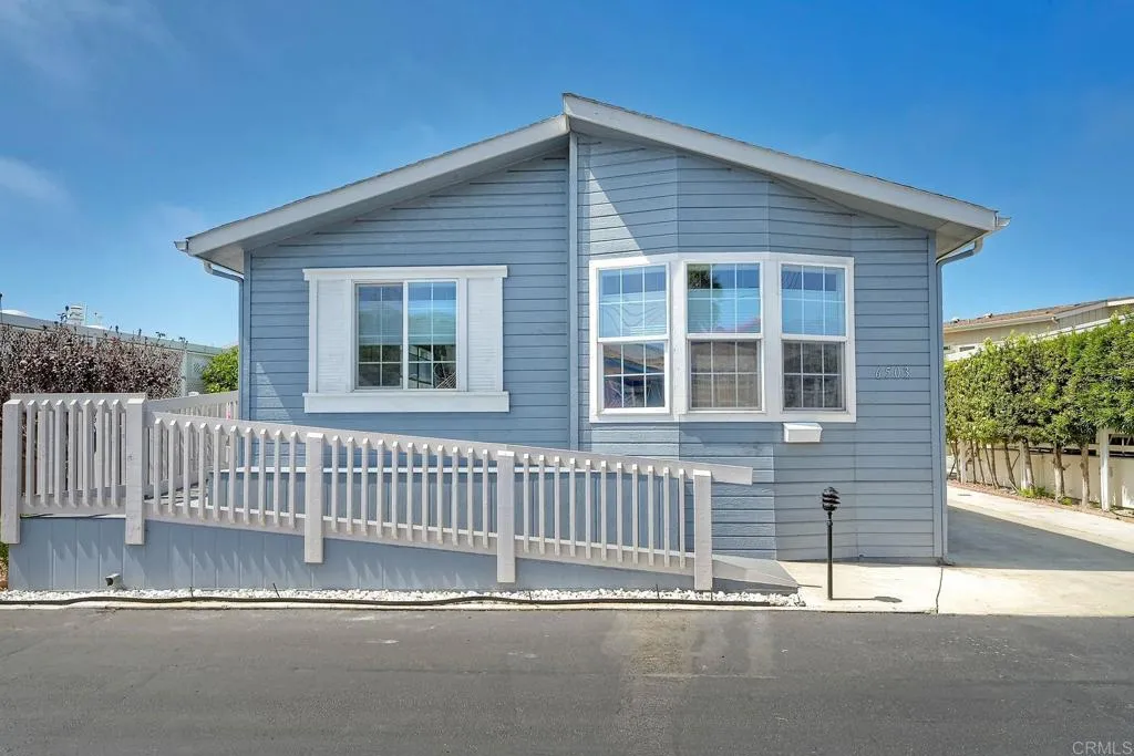 https://cdn.realtyfeed.com/cdn/127/306609196/b12233d16939bc39714685392376c66d.webp