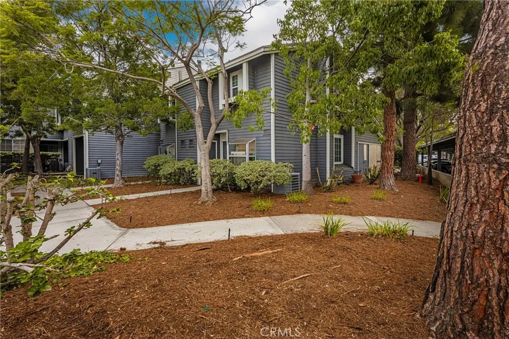 25287 Pine Creek Lane, Wilmington, CA 90744