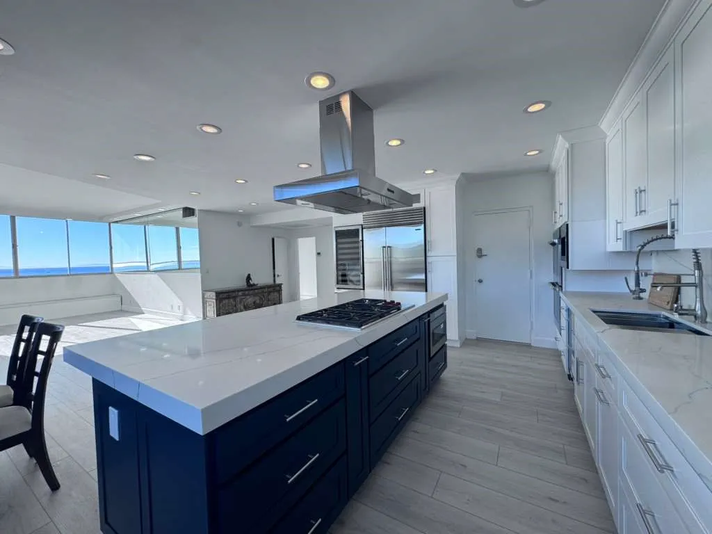 Pacific Palisades, CA 90272