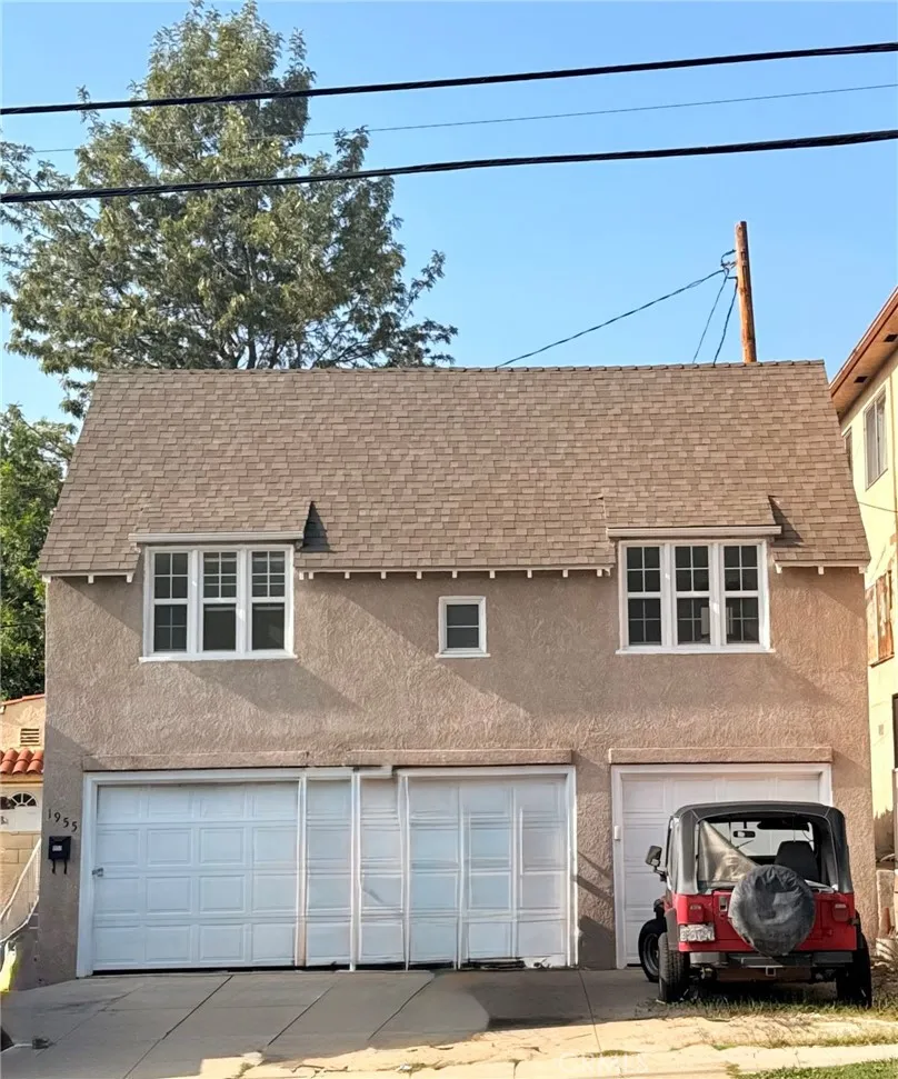 Los Angeles, CA 90027