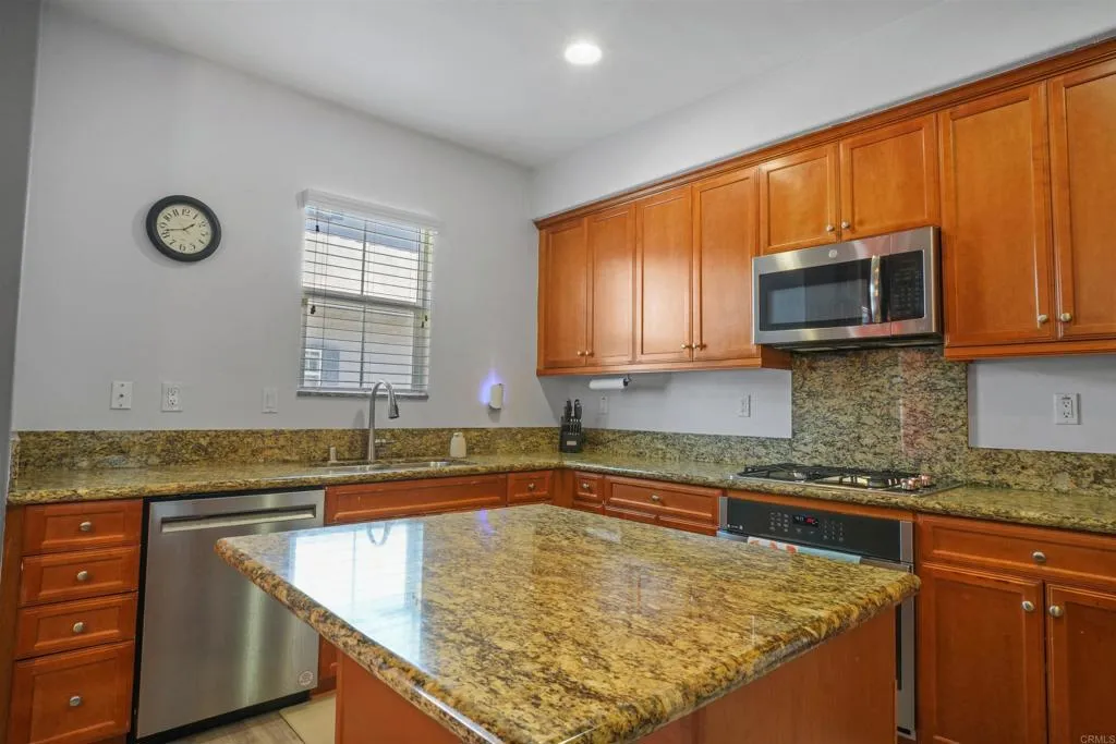 Photo #12: PTP2509314 Listing: Photo #12