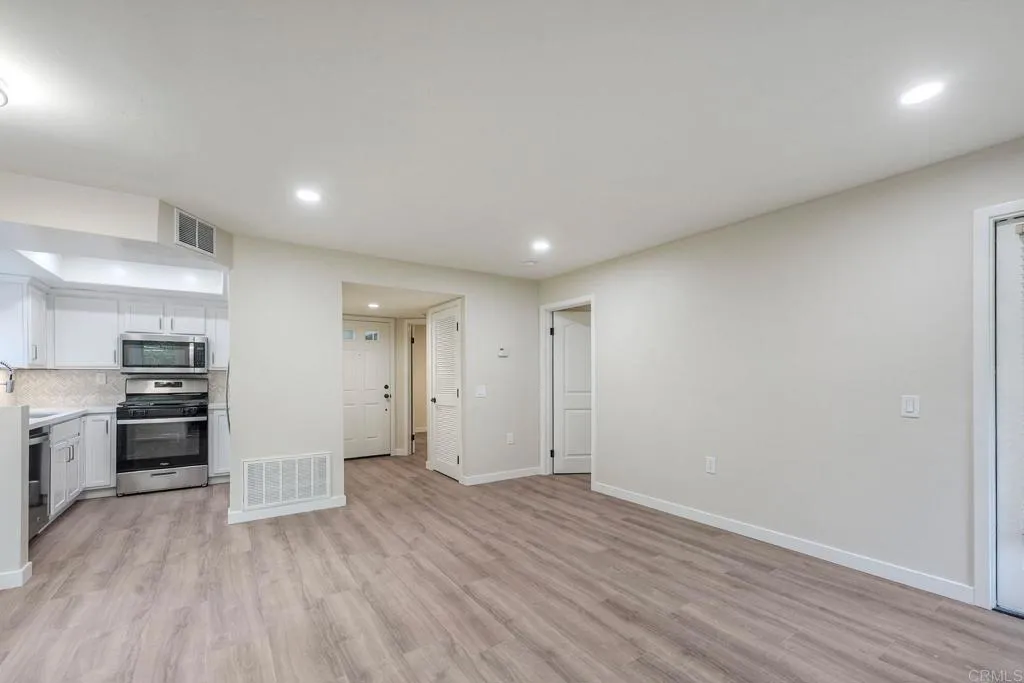 Photo #19: NDP2511625 Listing: Photo #19