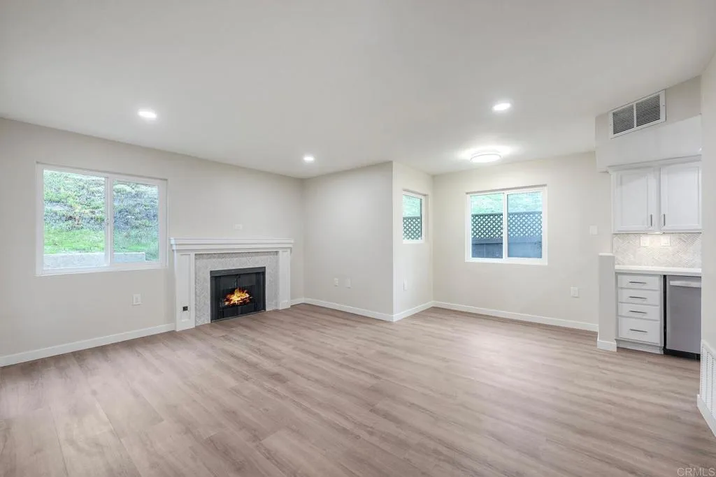 Photo #5: NDP2511625 Listing: Photo #5