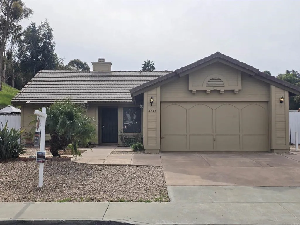 https://cdn.realtyfeed.com/cdn/127/306609529/10b2fcc60638670ddfc1d93f73830956.webp