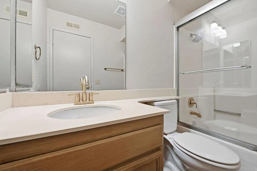 https://cdn.realtyfeed.com/cdn/127/306609529/43117acbd0ad996e8c2042b01bd7faba.webp