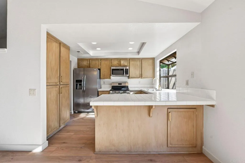 https://cdn.realtyfeed.com/cdn/127/306609529/dc1589a1342f727467395c5d54d3d40b.webp