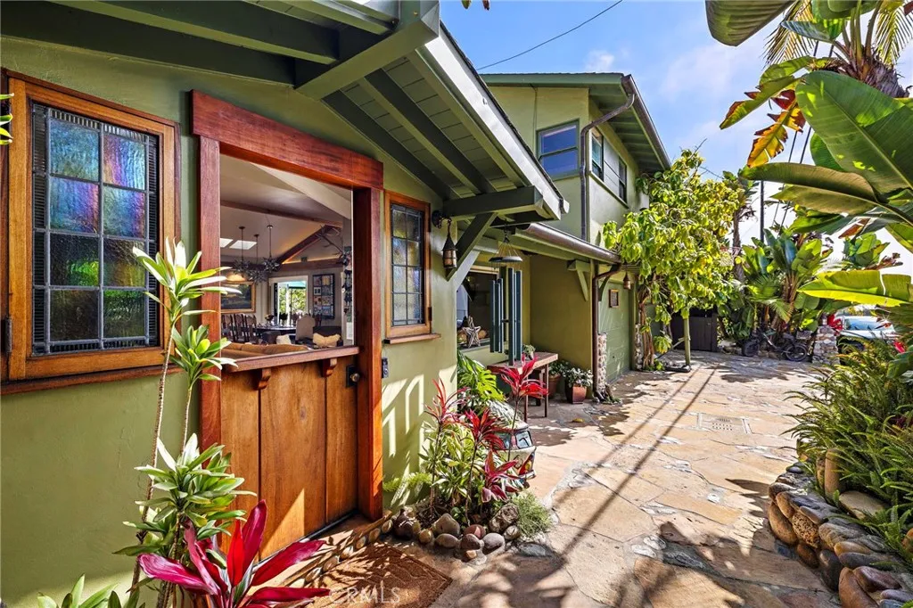 773 Saint Ann's, Laguna Beach, CA 92651 - Photo 3 of 39, Laguna Beach, CA