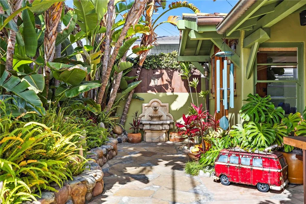 773 Saint Ann's, Laguna Beach, CA 92651 - Photo 2 of 39, Laguna Beach, CA