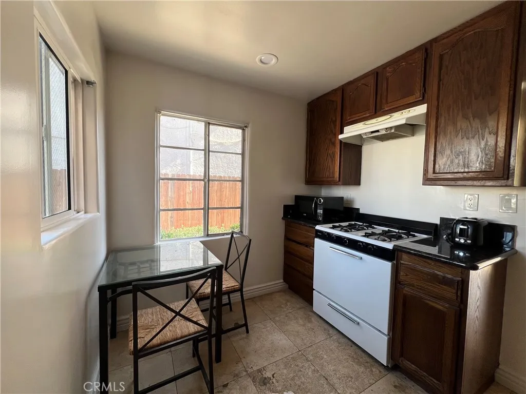 5255 Denny Ave, North Hollywood, CA, 91601