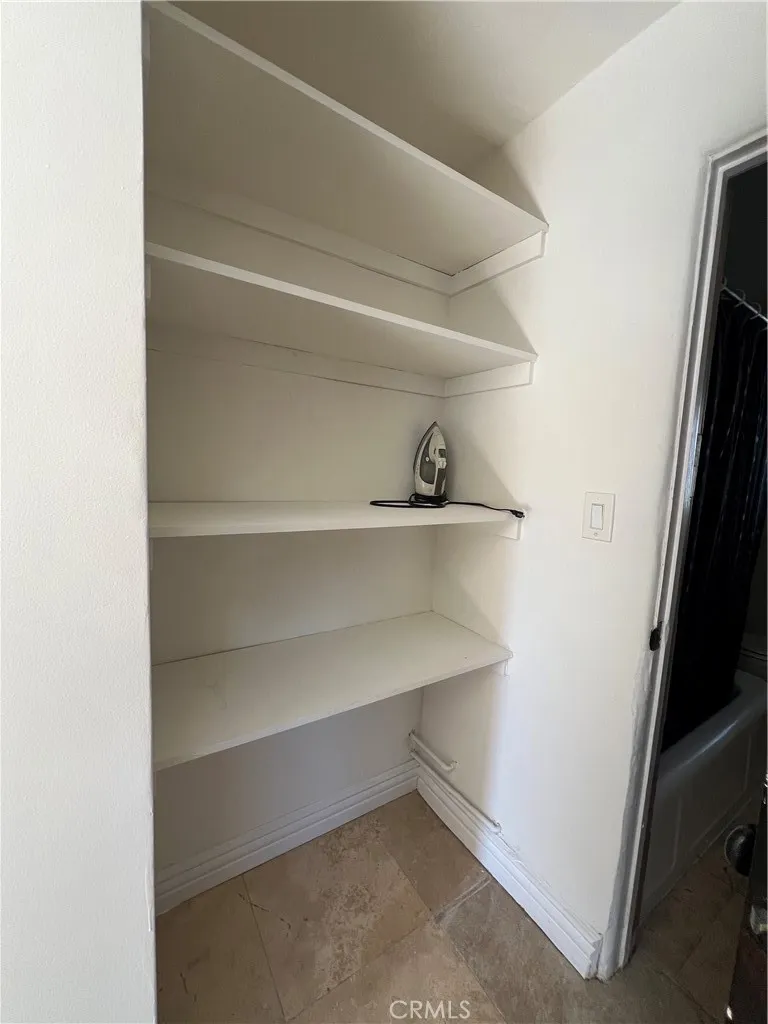 5255 Denny Ave, North Hollywood, CA, 91601