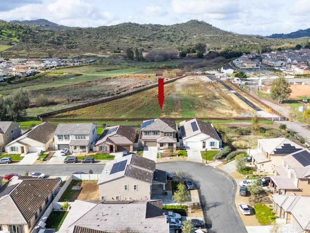 https://cdn.realtyfeed.com/cdn/127/306609616/f15d859d120f0fed73c0b24db2a4492f.webp