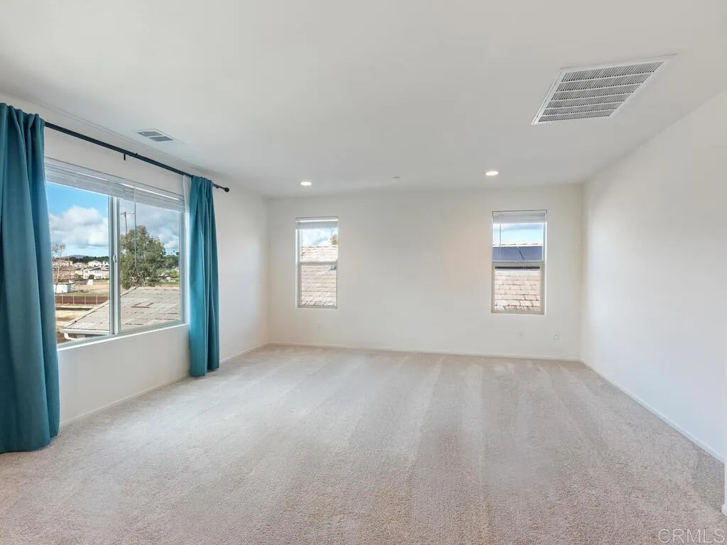 https://cdn.realtyfeed.com/cdn/127/306609616/fea0cad734127a67ba601c29e96149e1.webp