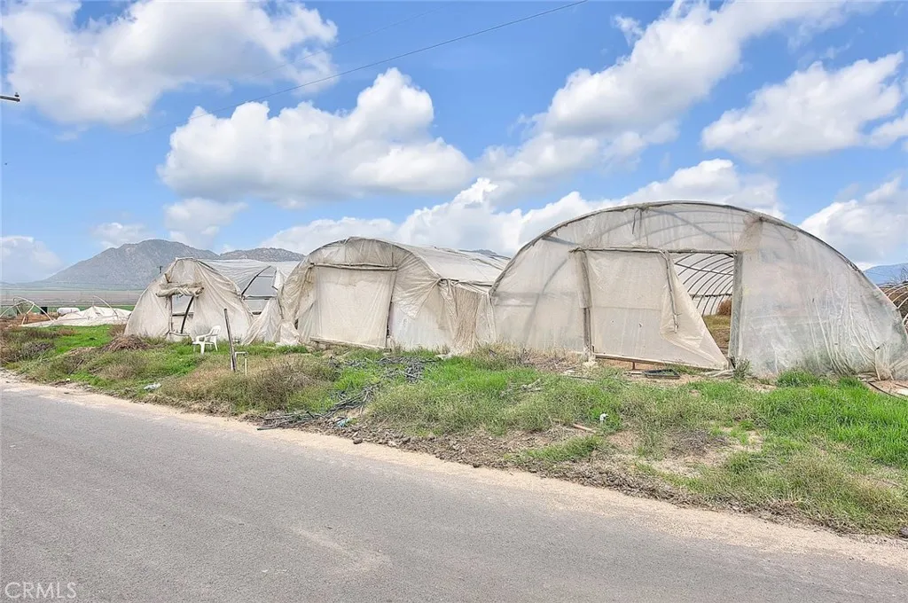 29570 13 Th, Nuevo, CA 92567 - Photo 5 of 55, Nuevo, CA