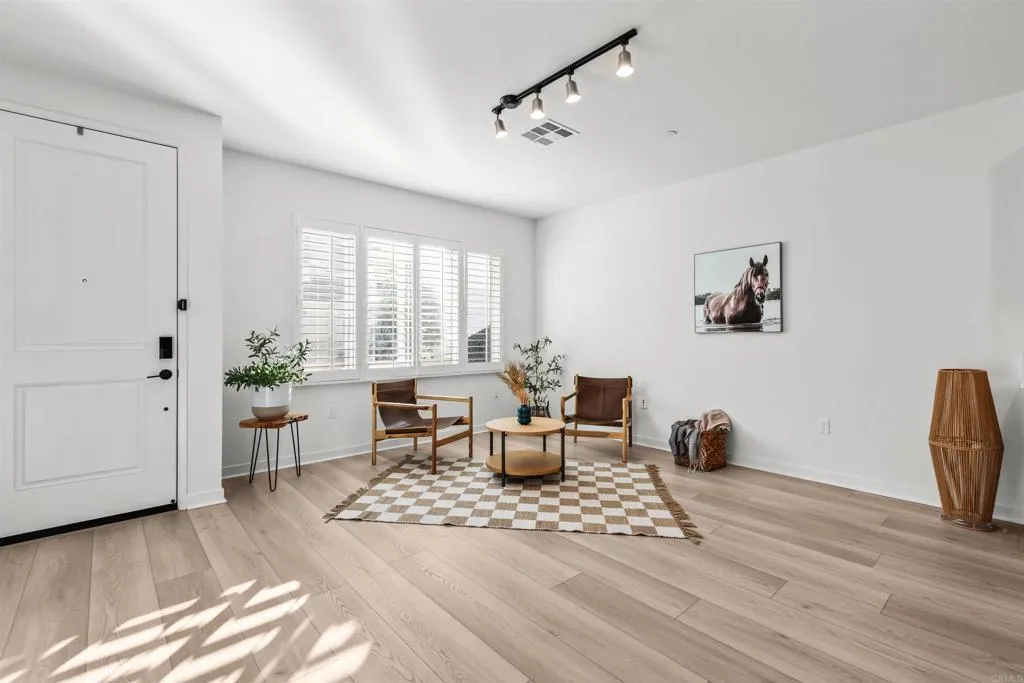 Photo #2: NDP2511635 Listing: Photo #2