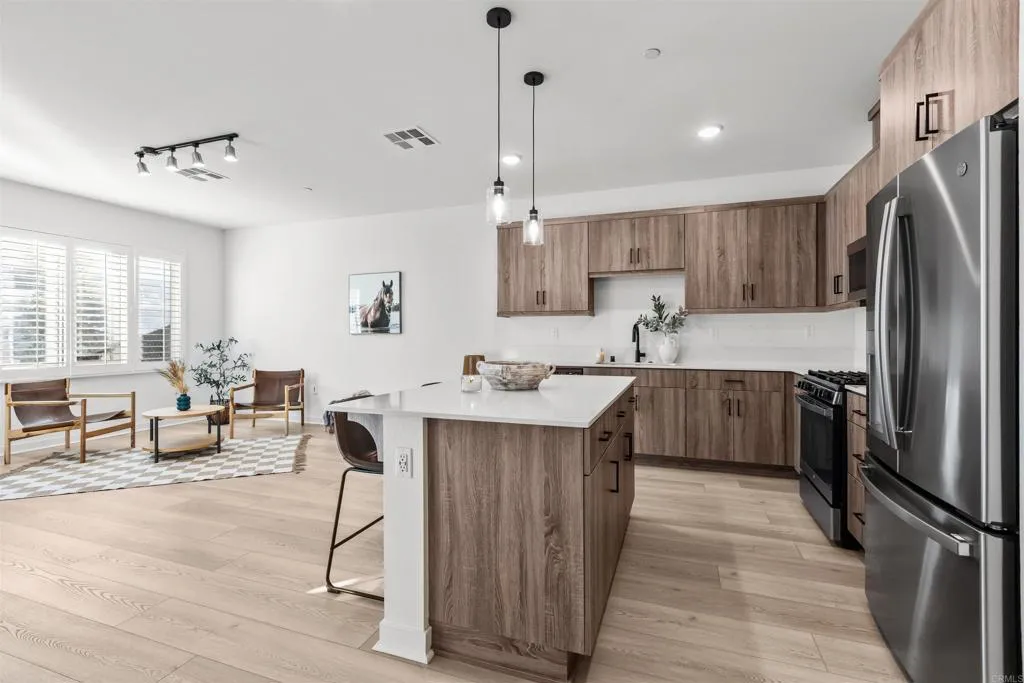 Photo #10: NDP2511635 Listing: Photo #10