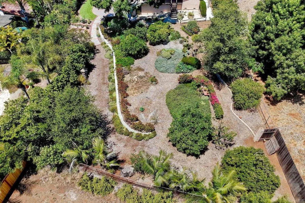 https://cdn.realtyfeed.com/cdn/127/306609736/401678d599fe30250d37d1c9c11c8f25.webp