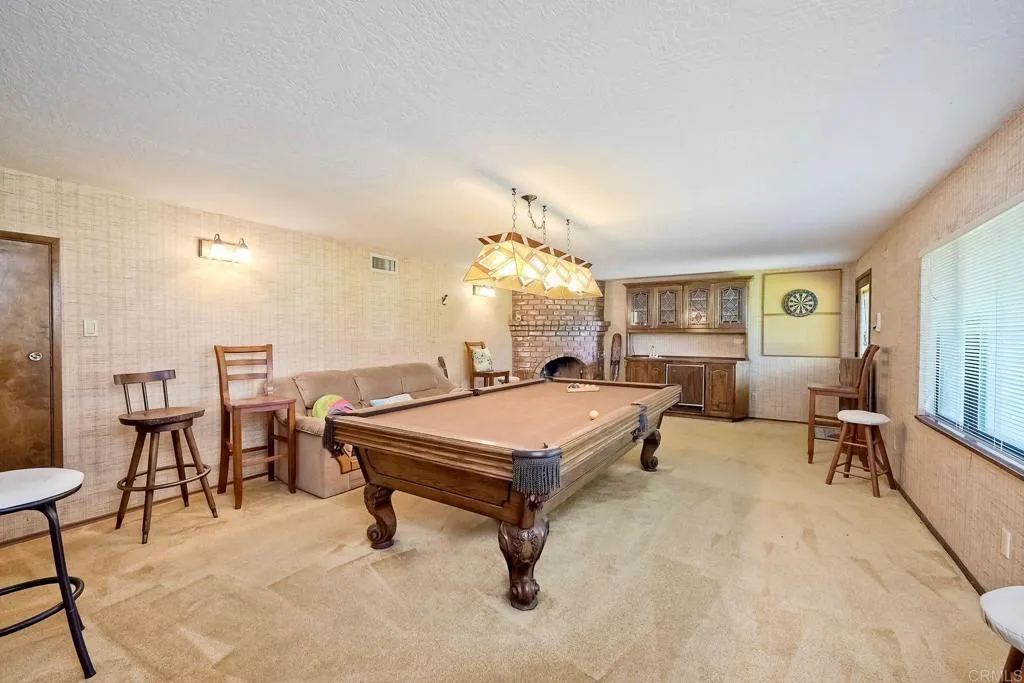 https://cdn.realtyfeed.com/cdn/127/306609736/c132957cb4765952359dd8abc7621a63.webp