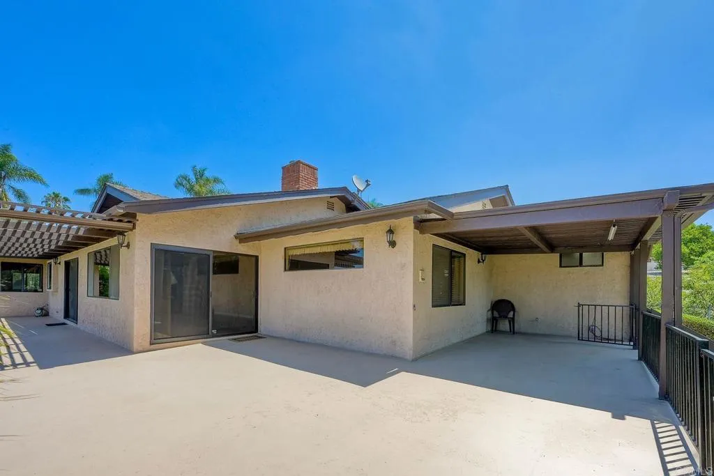 https://cdn.realtyfeed.com/cdn/127/306609736/feee8522469d11d4ce6c7e999d98075f.webp