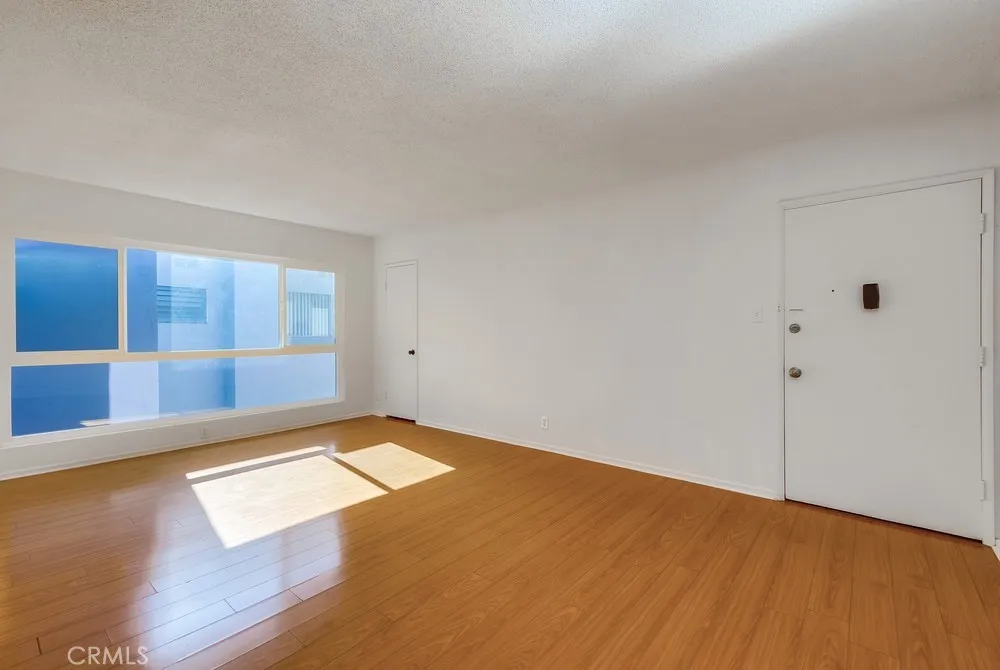 930 N Stanley Avenue Unit 9, West Hollywood, CA 90046 - Photo 5 of 17, West Hollywood, CA