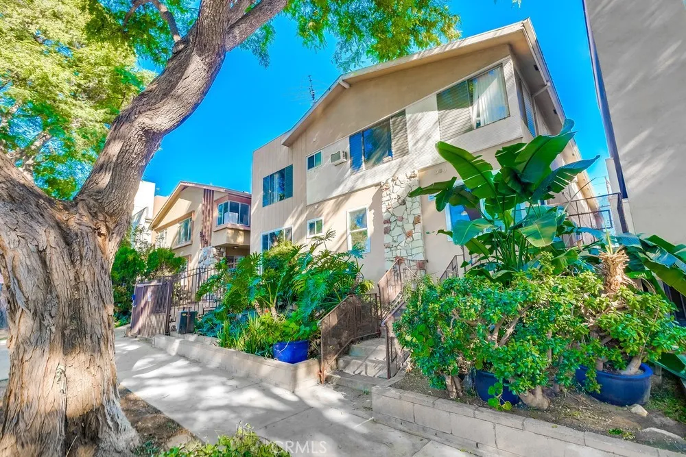 930 N Stanley Avenue Unit 9, West Hollywood, CA 90046
