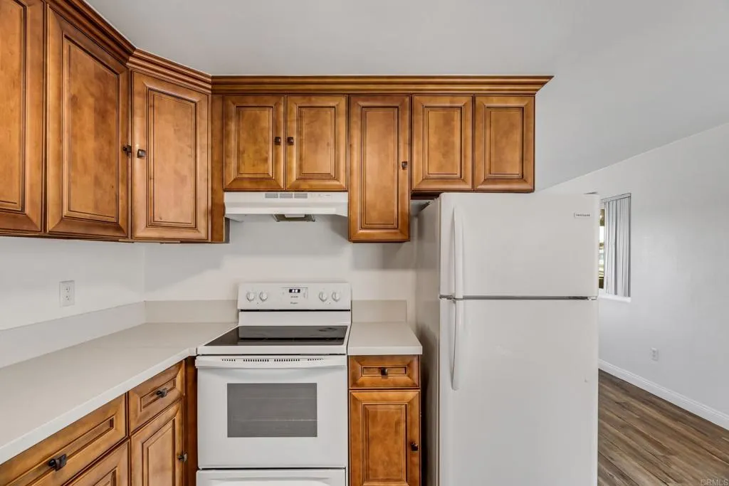 https://cdn.realtyfeed.com/cdn/127/306609781/132233d9da825479f586e393b09e6206.webp