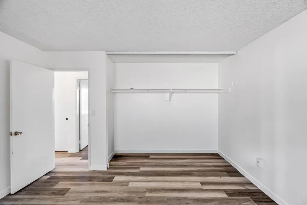 https://cdn.realtyfeed.com/cdn/127/306609781/eb8bfe6dc636c2f1d12209912365d354.webp