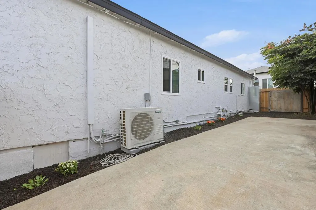 228 36th Street, San Diego, CA, 92102 228 36th Street, San Diego, CA, 92102