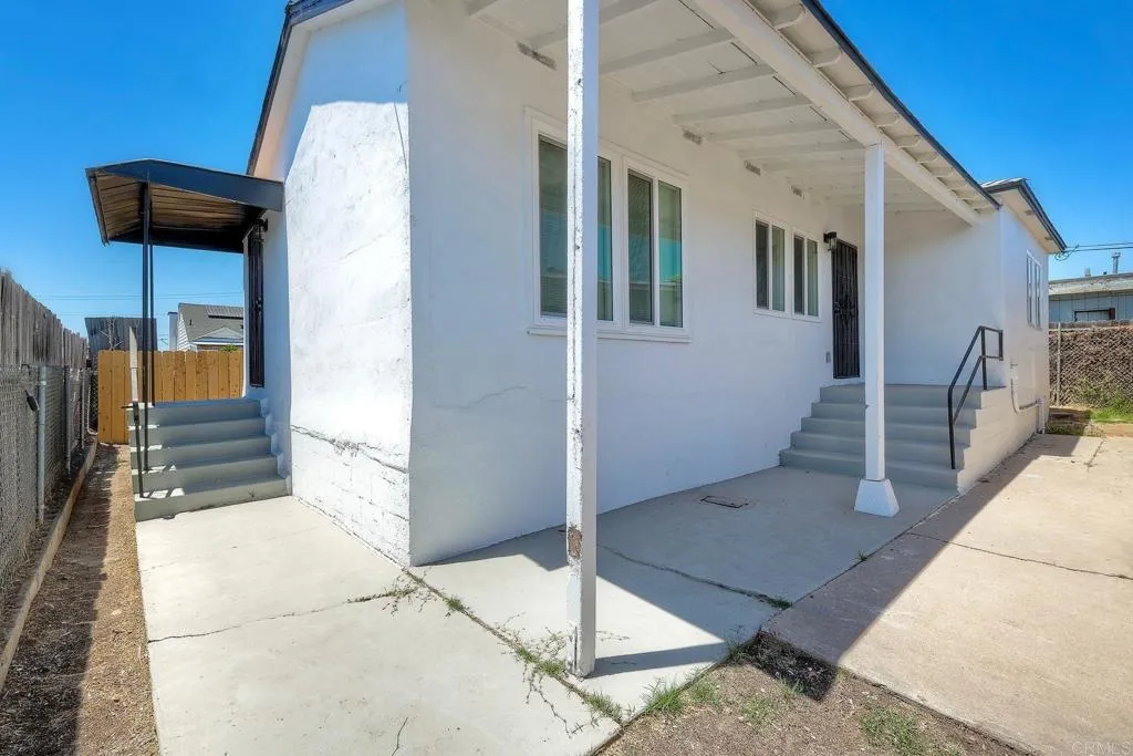 228 36th Street, San Diego, CA, 92102 228 36th Street, San Diego, CA, 92102