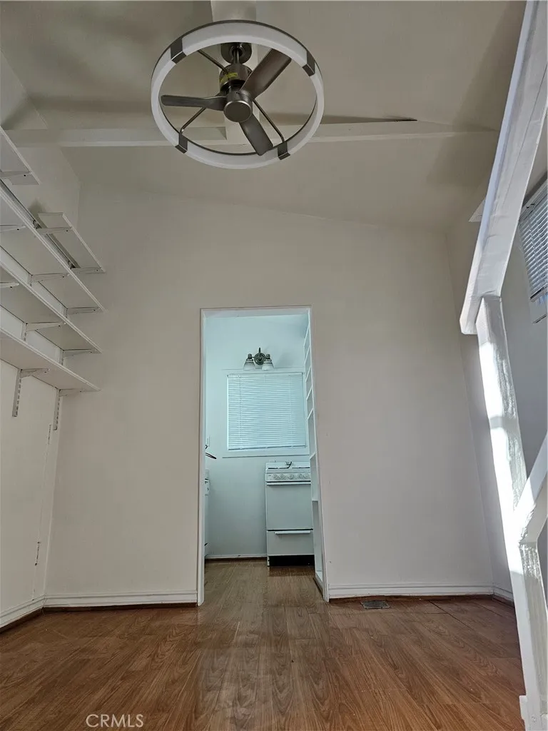 2547 Hermosa Avenue Unit 2547 1/2, Montrose, CA 91020 - Photo 4 of 15, Montrose, CA
