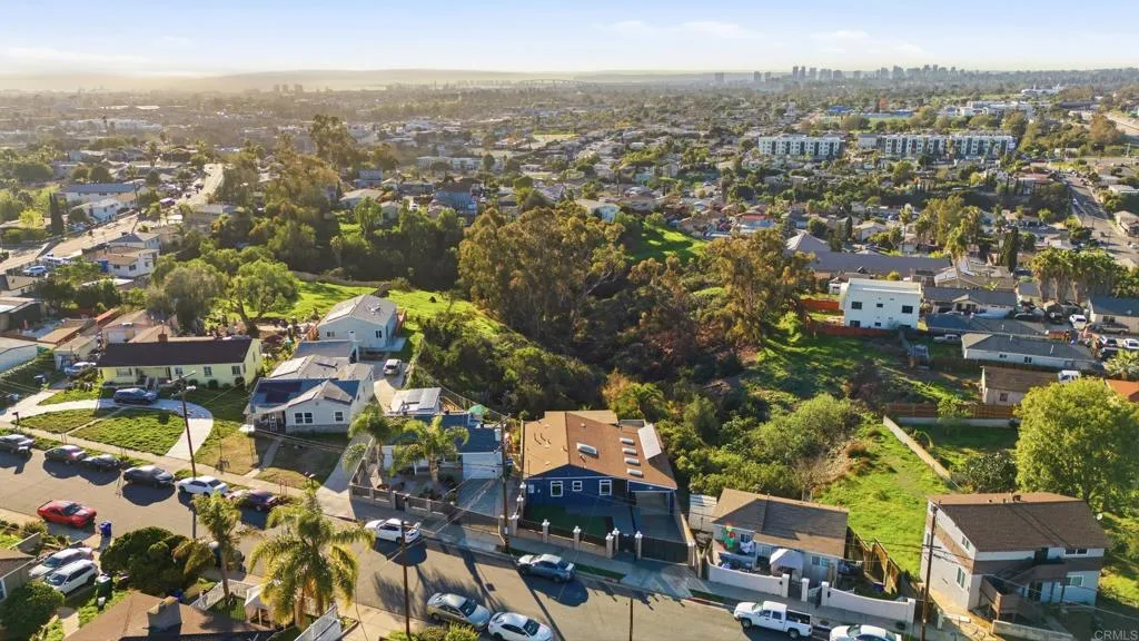 https://cdn.realtyfeed.com/cdn/127/306609817/bf82532a277a0337a99c67b605ae49d7.webp