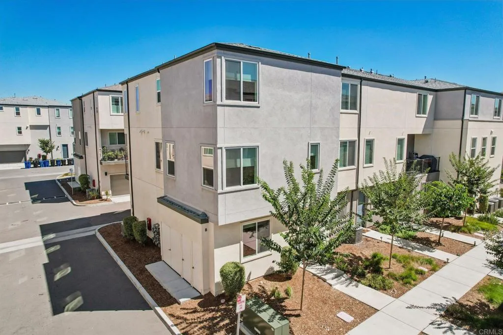 https://cdn.realtyfeed.com/cdn/127/306609897/124253d757f3f1f88021c38bd1fa9f96.webp