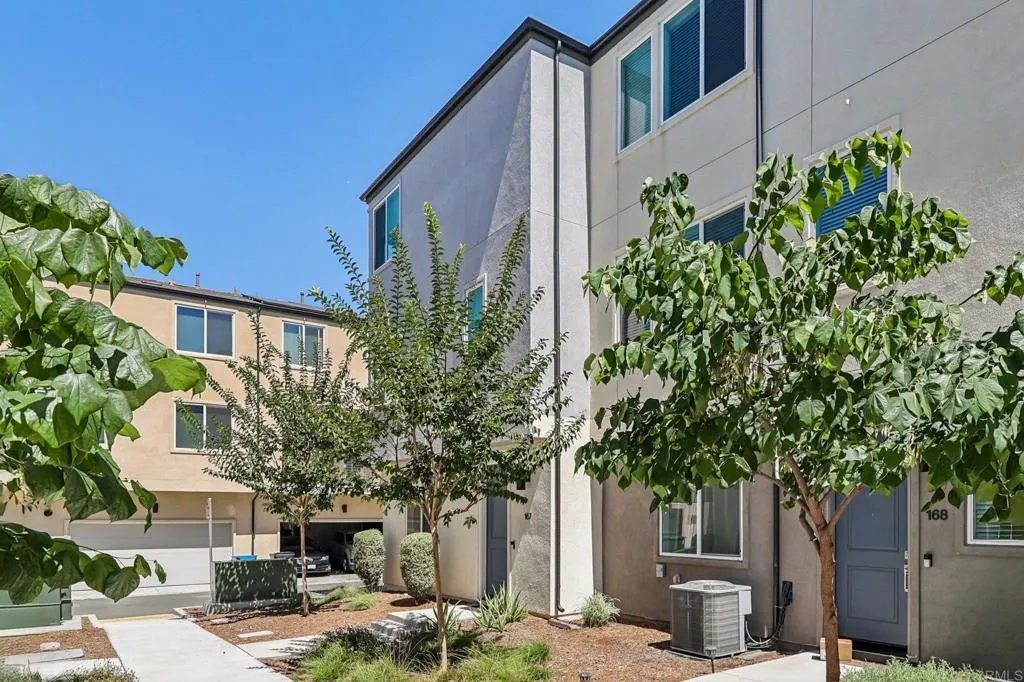 Photo #2: PTP2509337 Listing: Photo #2