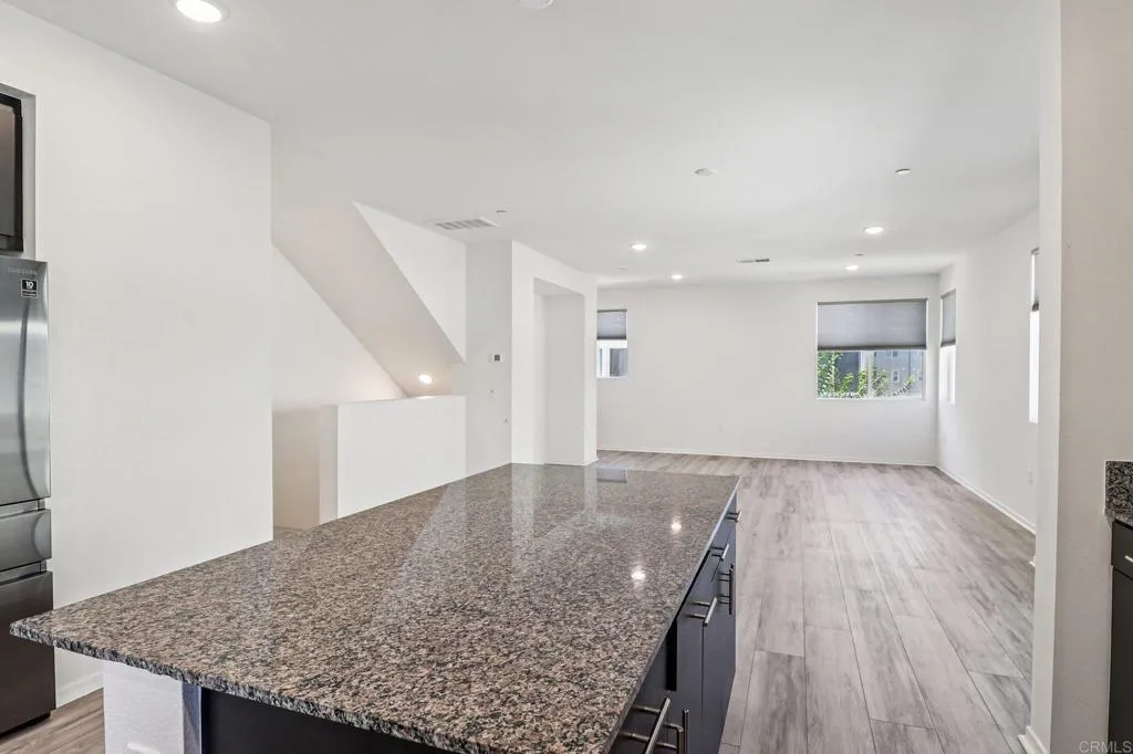 Photo #12: PTP2509337 Listing: Photo #12