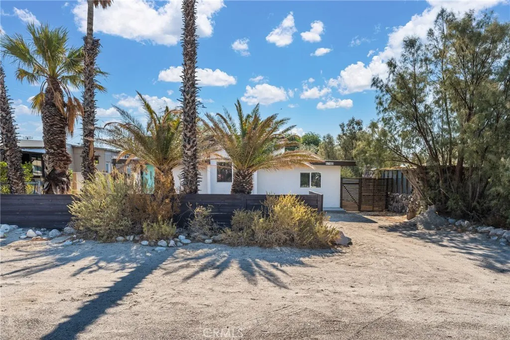 North Palm Springs, CA 92258