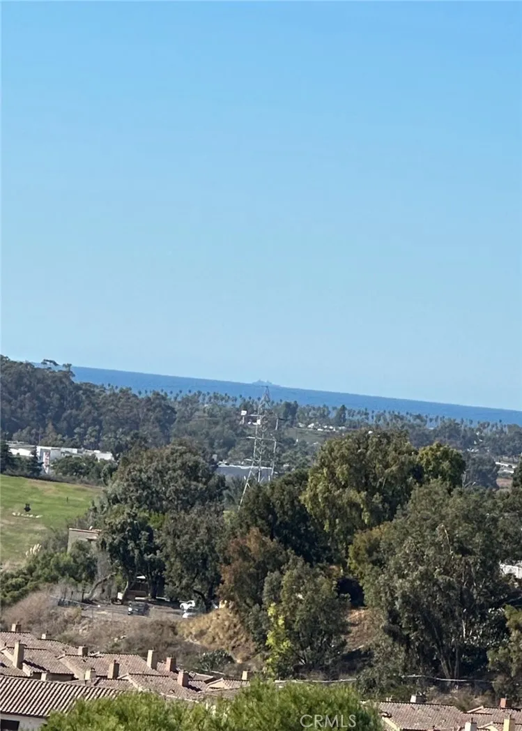 Photo #17: SR25281822 Listing: Photo #17