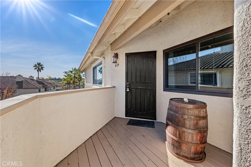 Photo #4: SR25281822 Listing: Photo #4