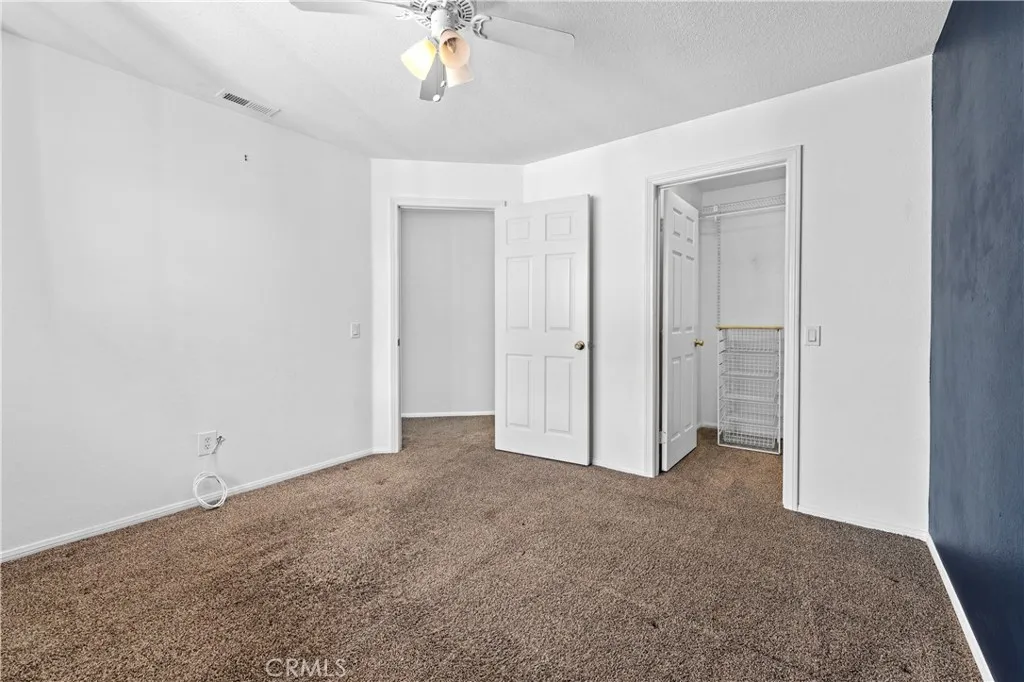 https://cdn.realtyfeed.com/cdn/127/306609973/f6ffb74816234f6eb2ab30ee22bcca26.webp