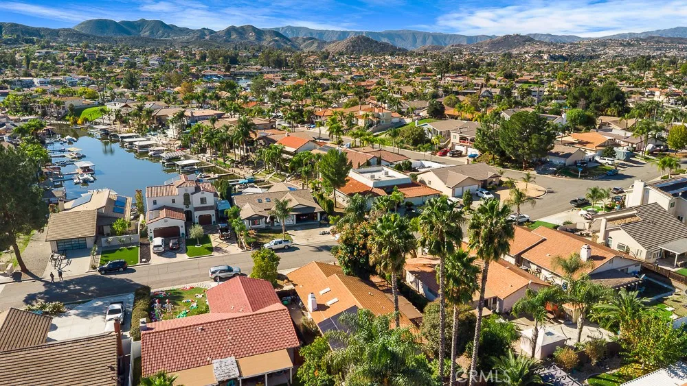 23832 Fair Weather, Canyon Lake, CA, 92587